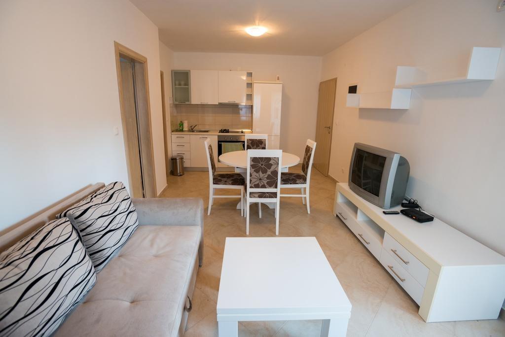 Rujno Apartments Стариград-Пакленица Стая снимка