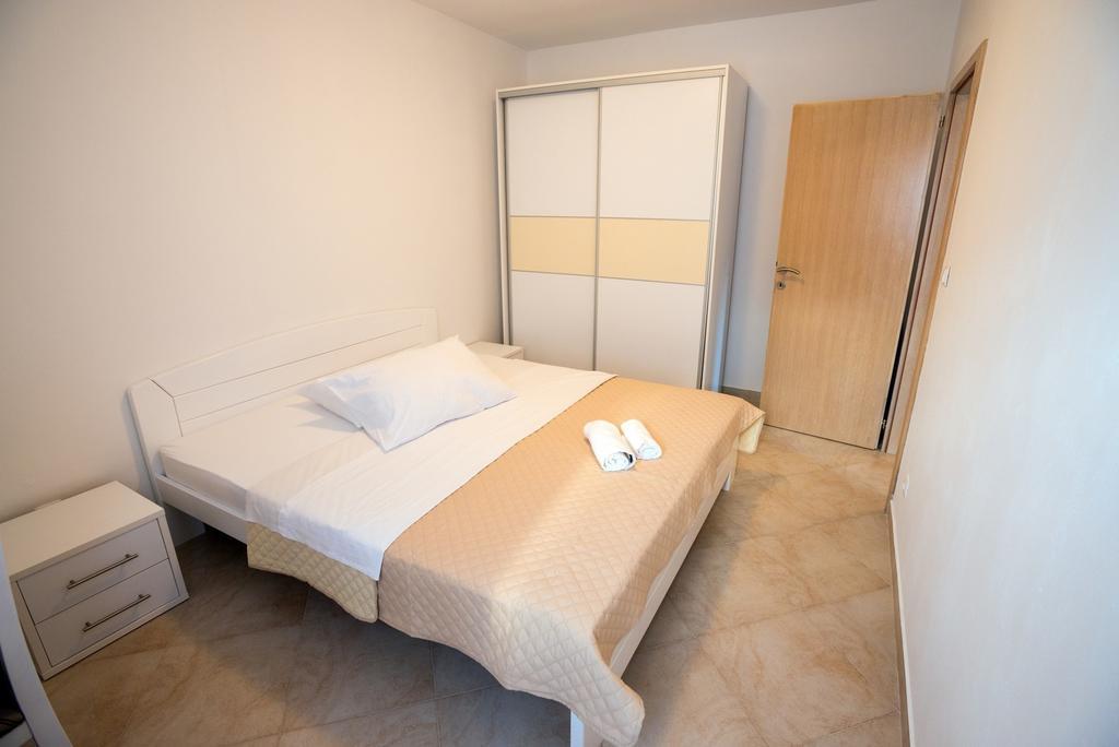 Rujno Apartments Стариград-Пакленица Стая снимка