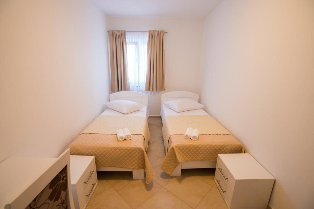 Rujno Apartments Стариград-Пакленица Екстериор снимка
